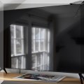E02. Samsung 43” TV. 